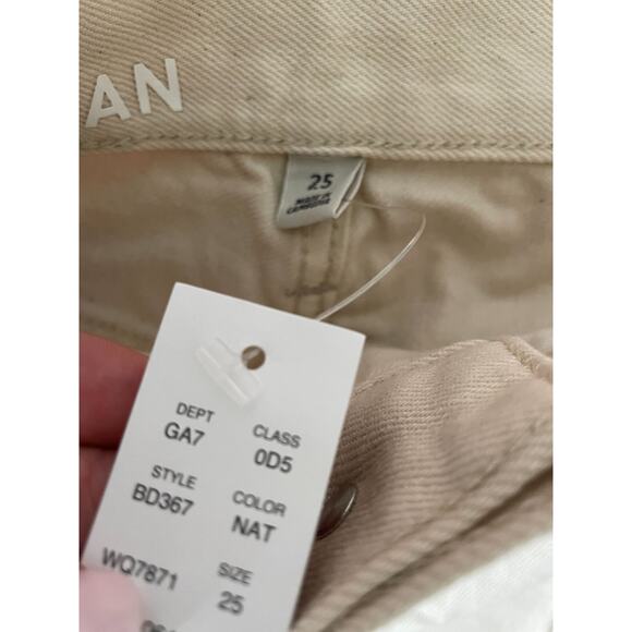 J. Crew High Rise Slouchy Boyfriend Denim Jeans Bone Cream Size 25 NEW - Picture 7 of 7